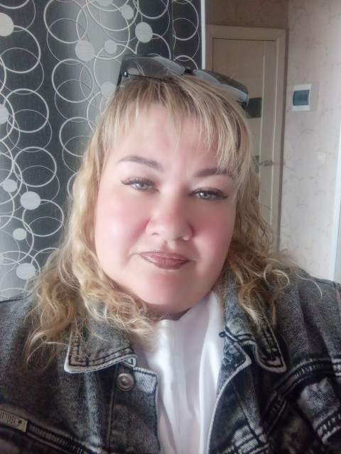 Ирина, Россия, Ижевск, 45 лет, 1 ребенок. Познакомлюсь с мужчиной для дружбы и общения.  Анкета 851518. 