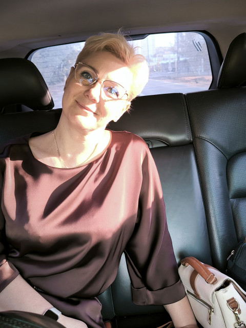 Ирина Белоцерковец, Россия, Ростов-на-Дону, 51 год, 1 ребенок. Ищу: Серьёзные отношения с интересным, заботливым и с чувством юмора мужчину. Того кто любит собак и гулять...  Анкета 851597. 