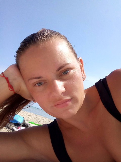 Влада, Россия, Москва, 38 лет, 3 ребенка. Кого я ищу: ищу сильного, разумного активного мужчину, для которого на первом месте семья, жена, дети....  Анкета 852001. 