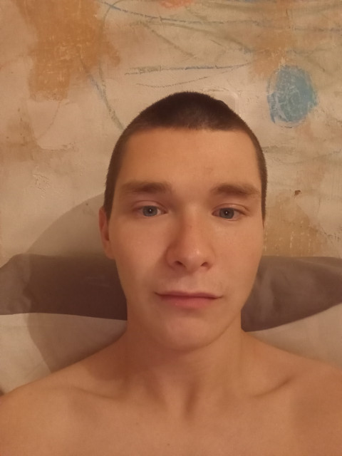 Сергей, Россия, Нижний Тагил, 20 лет. Познакомлюсь с девушкой для любви и серьезных отношений, брака и создания семьи.  Анкета 852031. 