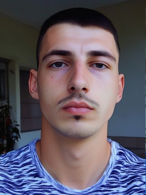 Максим Гуржиев, Чапаевск. Фото на сайте ГдеПапа.Ру