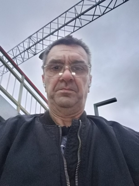 Юра, Россия, Москва, 53 года. Познакомлюсь с женщиной для любви и серьезных отношений, брака и создания семьи, воспитания детей.  Анкета 852409. 