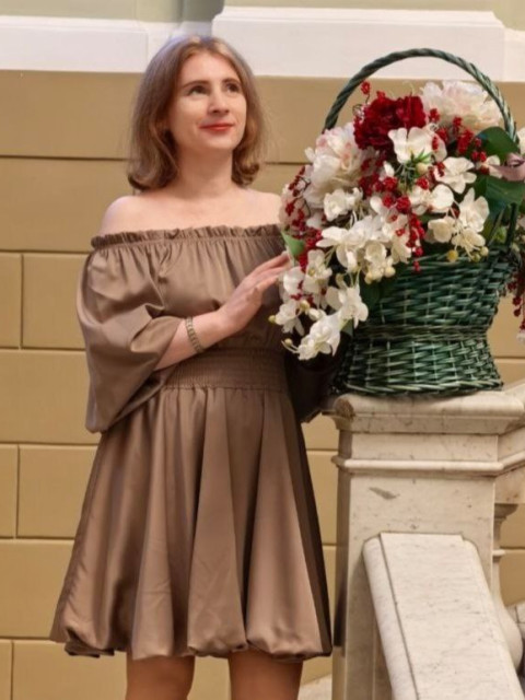 Эльвира, Санкт-Петербург, м. Купчино, 43 года. Познакомлюсь с мужчиной для серьезных отношений и создания семьи.  Анкета 852564. 