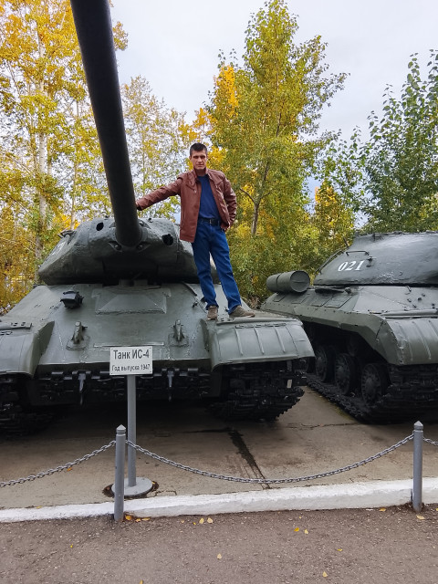 Роман, Иркутск, 37 лет, 2 фото. Познакомлюсь с женщиной для любви и серьезных отношений, брака и создания семьи, воспитания детей, рождения...  Анкета 852573. 