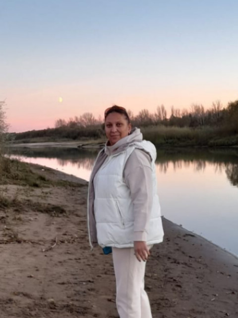 Ирина, Россия, Нолинск, 53 года, 1 ребенок. Познакомлюсь с мужчиной для любви и серьезных отношений.  Анкета 852969. 