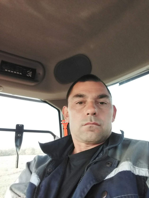 Александр, Россия, Тимашевск, 49 лет. Познакомлюсь с женщиной для дружбы и общения.  Анкета 853058. 