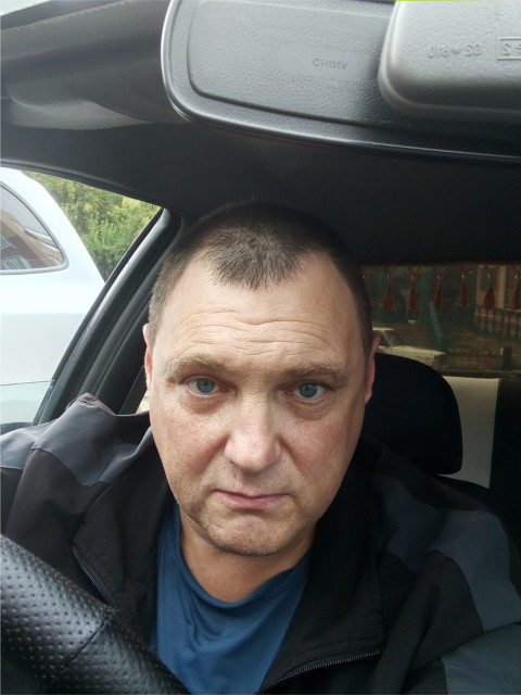 Андрей, Россия, Тюмень, 46 лет. Хочу встретить девушку понимающую любящую добрую по характеру.  Анкета 853074. 