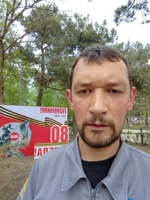 Алексей, Анапа, 37 лет, 1 ребенок, 1 фото. Познакомлюсь с женщиной для любви и серьезных отношений, брака и создания семьи, дружбы и общения.  Анкета 853122. 