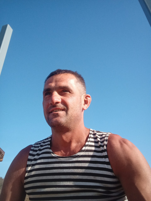 Геннадий, Россия, Новомосковск, 45 лет, 1 ребенок. Познакомлюсь с женщиной для любви и серьезных отношений, брака и создания семьи.  Анкета 853124. 