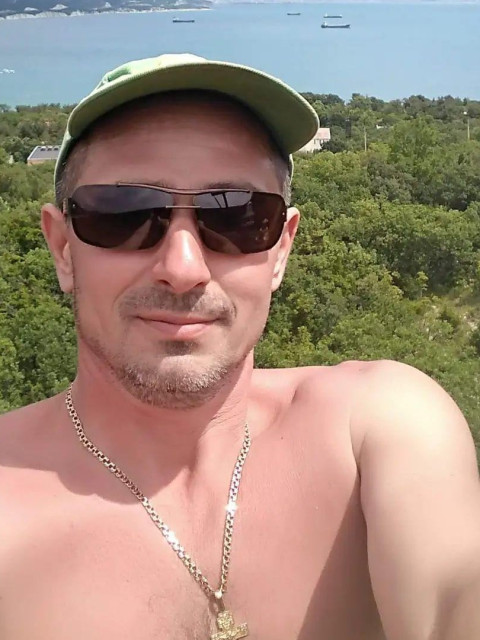 Александр, Краснодар, 52 года, 7 фото. Познакомлюсь с женщиной для любви и серьезных отношений.  Анкета 853222. 