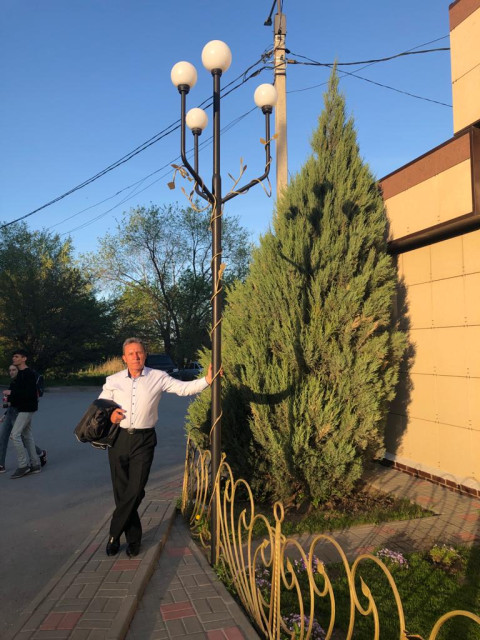 Александр, Россия, Волгоград, 61 год. Познакомлюсь с женщиной для любви и серьезных отношений, брака и создания семьи.  Анкета 853336. 