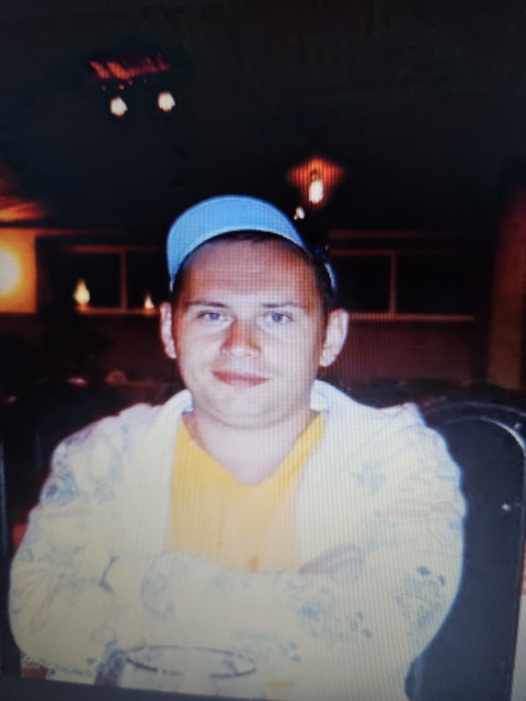 Вадим, Россия, Москва, 40 лет. Познакомлюсь с вменяемой симпатичной женщиной которая желает любви и серьезных отношений, возможно брака...  Анкета 853515. 