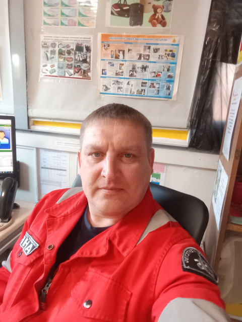 Николай, Южно-Сахалинск, 45 лет, 3 фото. Познакомлюсь с женщиной для любви и серьезных отношений.  Анкета 853853. 