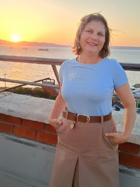 Анна Гордиевич, Санкт-Петербург, м. Ленинский проспект, 55 лет, 4 фото. Ищу: Умного, у которого есть цели в жизни, надежного, с чувством юмора  Анкета 853968. 