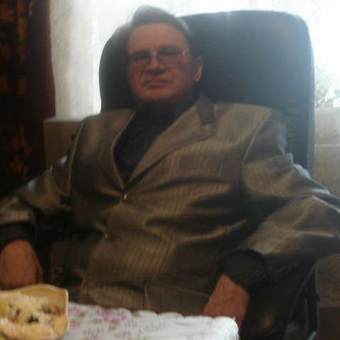 Смирнов Роман, Екатеринбург, 52 года, 1 ребенок, 1 фото. Ищу: Без детей стройной до 160 см ростом симпотичной  Анкета 854198. 