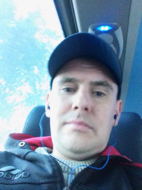 Михаил, Россия, Екатеринбург, 32 года. Ищу: Умную и с чувством юмора  Анкета 854235. 