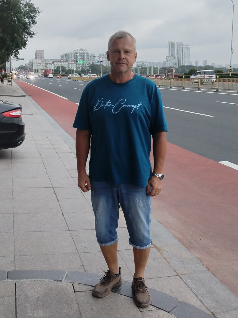 Эдуард, Владивосток, 51 год, 1 ребенок. Он ищет её: женщину для любви и серьезных отношений, брака и создания семьи.  Анкета 854470. 