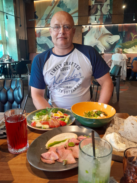 Лёха, Новосибирск, 50 лет. Познакомлюсь с женщиной для дружбы и общения.  Анкета 854712. 