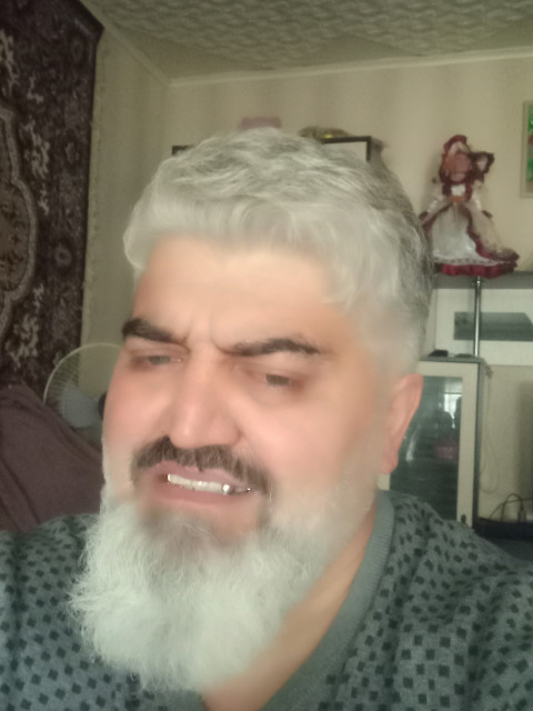 Хаджи, Россия, Балаково, 51 год. Познакомлюсь с женщиной для брака и создания семьи надёжную любищую милую женщину желаю остольное  Анкета 854985. 