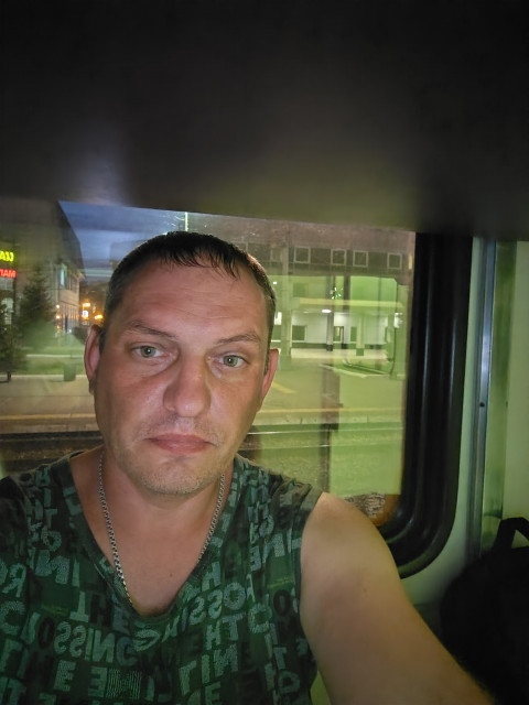 Сергей, Россия, Тюмень, 40 лет, 2 ребенка. Познакомлюсь с женщиной для любви и серьезных отношений, брака и создания семьи, дружбы и общения.  Анкета 855136. 