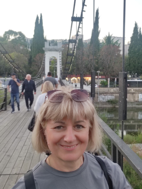 Лариса, Москва, м. Планерная, 60 лет, 1 ребенок. Познакомлюсь с мужчиной для любви и серьезных отношений. Ценю честность, порядочность и надёжность....  Анкета 855535. 