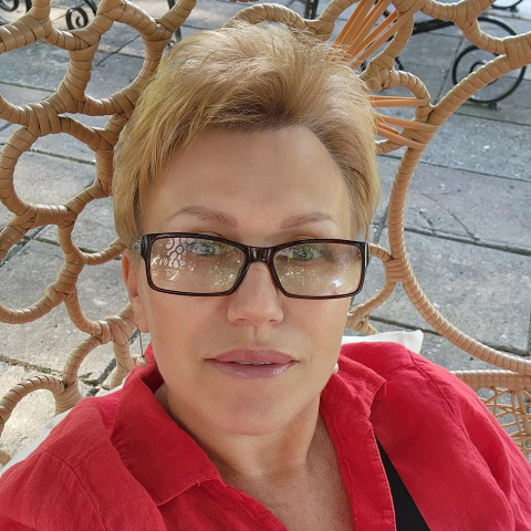 Елена Шеленко, Санкт-Петербург, м. Проспект Ветеранов, 58 лет. Ищу: Просто мужчину! Обычного, настоящего... Но боюсь это на грани фантастики 🤷 🤦  Анкета 855595. 