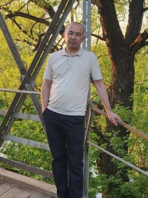 Диёр, Санкт-Петербург, 53 года, 3 ребенка, 1 фото. Познакомлюсь с женщиной для брака и создания семьи.  Анкета 855694. 