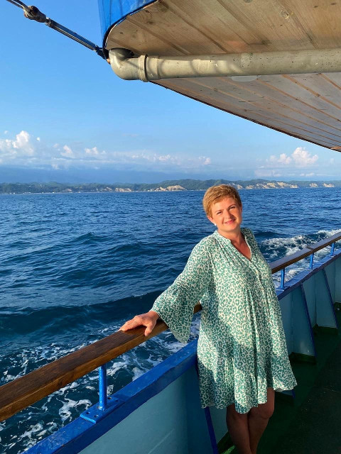 Марина, Россия, Воронеж, 55 лет, 2 ребенка. Познакомлюсь с мужчиной для любви и серьезных отношений, гостевого брака.  Анкета 855697. 