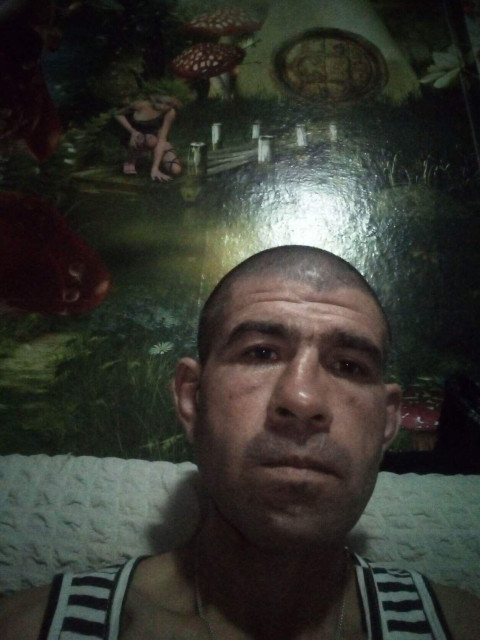 Виктор, Россия, Старый Крым, 43 года. Познакомлюсь с женщиной для любви и серьезных отношений, брака и создания семьи, воспитания детей, рождения...  Анкета 855749. 