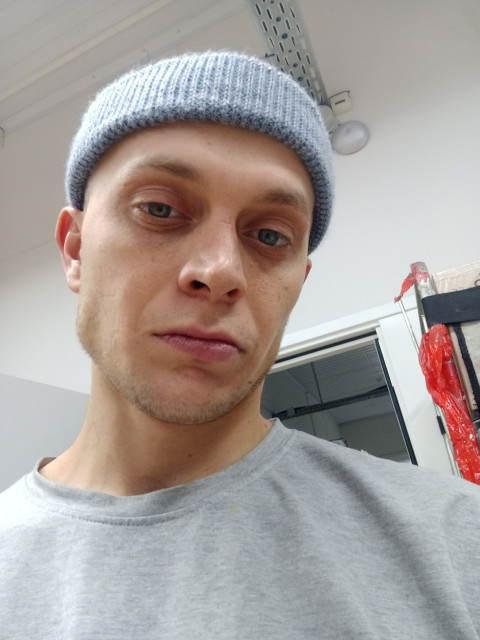 Евгений, Россия, Новошахтинск, 32 года. Познакомлюсь с женщиной для любви и серьезных отношений.  Анкета 855893. 