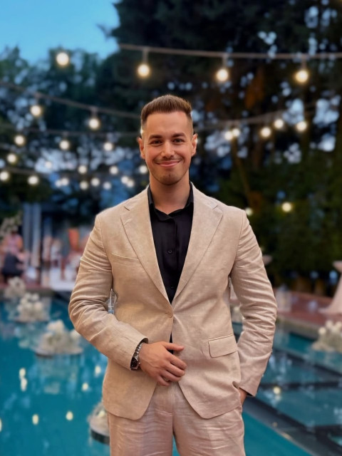 Даниил, Москва, 33 года. Познакомлюсь с женщиной для любви и серьезных отношений.  Анкета 855911. 