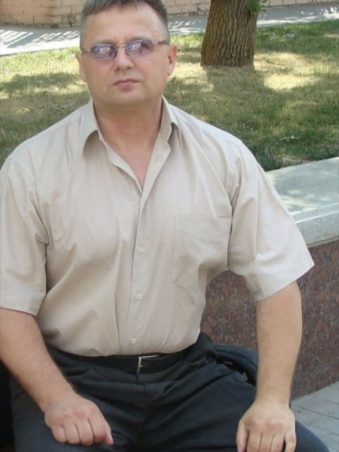 Михаил, Москва, 47 лет, 1 ребенок, 3 фото. Познакомлюсь с женщиной для любви и серьезных отношений, брака и создания семьи.  Анкета 855997. 