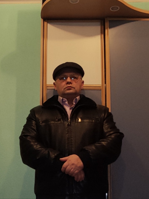 Михаил, Москва, 47 лет, 1 ребенок, 3 фото. Познакомлюсь с женщиной для любви и серьезных отношений, брака и создания семьи.  Анкета 855997. 