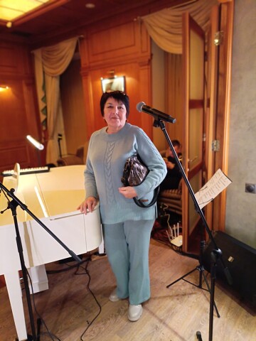 Аннита, Санкт-Петербург, м. Балтийская, 65 лет, 1 ребенок. Найти порядочного без жил проблем, свободного итд