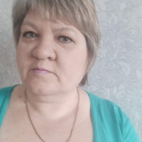 Қыздар онанисттің ұялы телефонына жұлқылап жатқанын түсіріп алған.