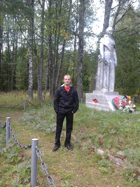 Олег, Суоярви, 42 года, 2 ребенка, 2 фото. Познакомлюсь с женщиной для любви и серьезных отношений, дружбы и общения.  Анкета 856423. 