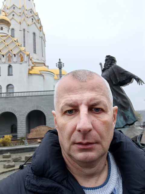 Игорь, Беларусь, Минск, 48 лет, 1 ребенок. Познакомлюсь с женщиной для любви и серьезных отношений, брака и создания семьи, воспитания детей, рождения...  Анкета 856464. 