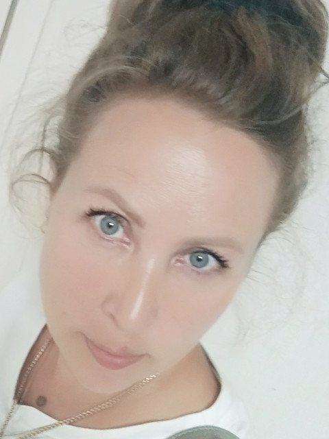 Светлана, Екатеринбург, 47 лет, 2 ребенка. Познакомлюсь с мужчиной для дружбы и общения.  Анкета 856664. 