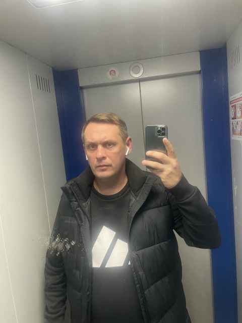 Руслан Непрошин, Москва. Фото на сайте ГдеПапа.Ру