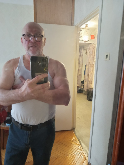 Юрий, Санкт-Петербург, м. Академическая, 63 года. Познакомлюсь с женщиной для дружбы и общения. Еленой Прекрасной😍  Анкета 857215. 
