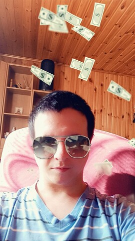 Ваня Лазарев, Россия, 30 лет, 1 ребенок, 1 фото. Хороший добрый честный верный работаю есть ребенок ищу спутницу