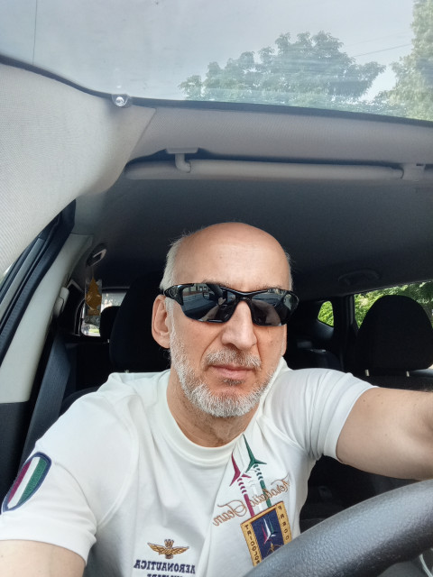 Василий, Латвия, Рига, 57 лет, 1 ребенок. Он ищет её: женщину для любви и серьезных отношений, брака и создания семьи, дружбы и общения.  Анкета 857690. 