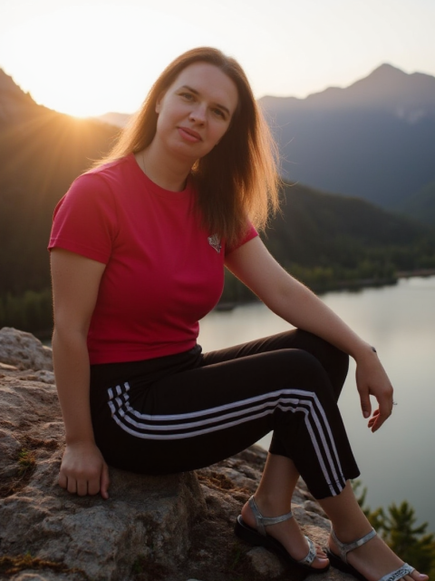 Алина, Москва, м. Бабушкинская, 41 год, 1 ребенок, 2 фото. Она ищет его: мужчину для любви и серьезных отношений, брака и создания семьи, гостевого брака, воспитания детей,   Анкета 857750. 