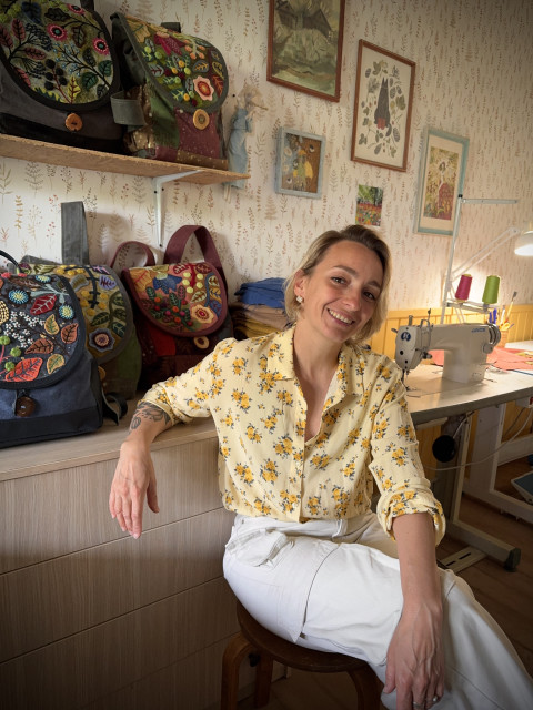 В своей мастерской