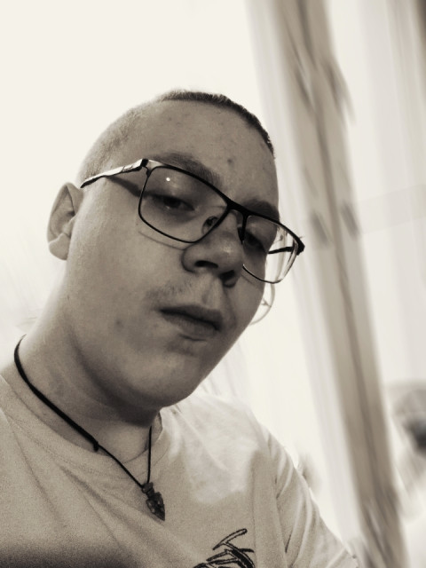 Сергей, Россия, Москва, 18 лет. Познакомлюсь с девушкой для любви и серьезных отношений, дружбы и общения.  Анкета 857829. 