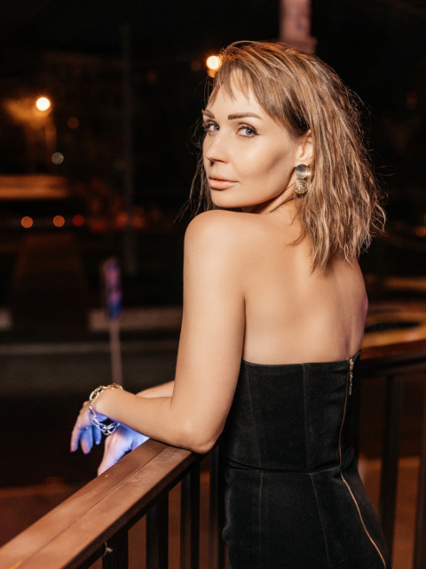 Светлана, Россия, Москва, 36 лет, 1 ребенок. Познакомлюсь с мужчиной для дружбы и общения, серьезных отношений, брака.  Анкета 857856. 