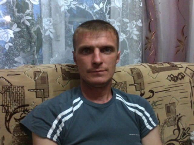 Евгений, Россия, Киров, 45 лет, 1 ребенок. Познакомлюсь с женщиной для любви и серьезных отношений, брака и создания семьи, воспитания детей.  Анкета 858155. 