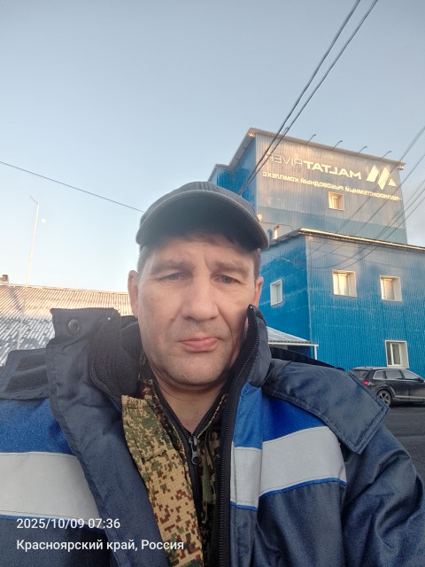 Александр, Россия, Ижевск, 50 лет. Познакомлюсь с женщиной для любви и серьезных отношений, брака и создания семьи.  Анкета 858165. 