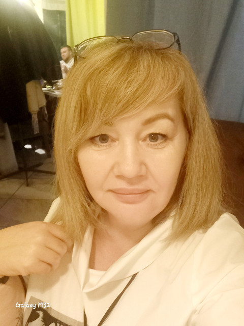 Юлия, Альметьевск, 44 года, 1 ребенок, 2 фото. Познакомлюсь с мужчиной для любви и серьезных отношений, брака и создания семьи.  Анкета 858195. 