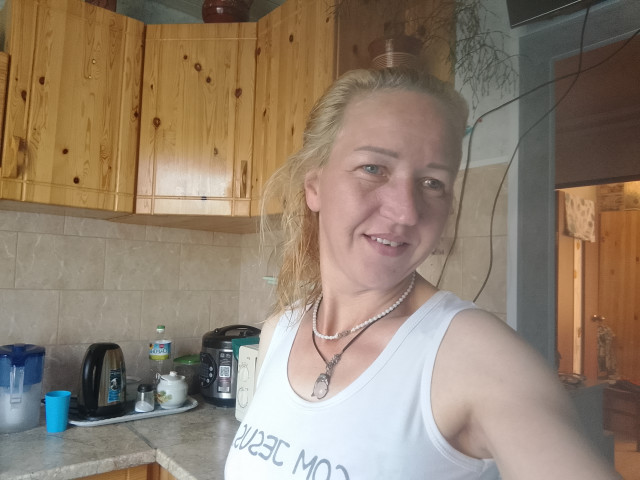 Ирина, Лахденпохья, 38 лет, 2 фото. Познакомлюсь с мужчиной для дружбы и общения.  Анкета 858285. 